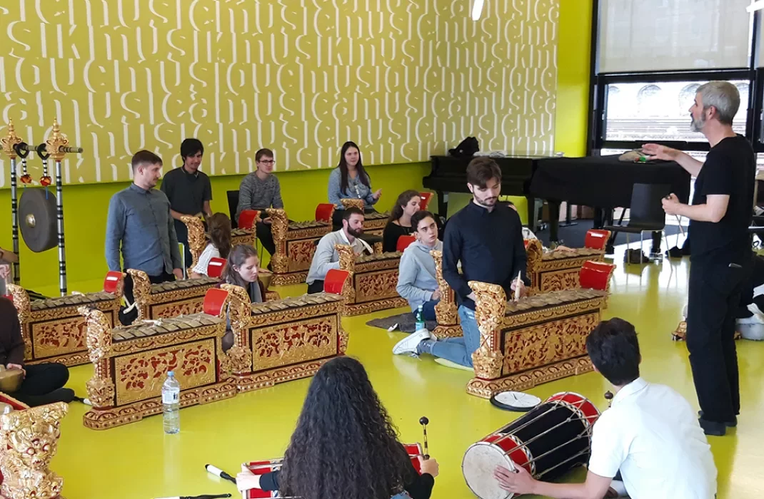 Gamelan ethno