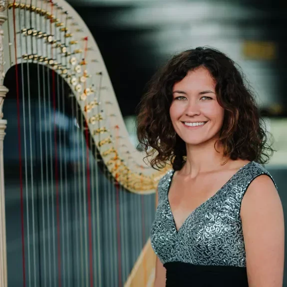 Portrait de la harpiste Sarah Verrue