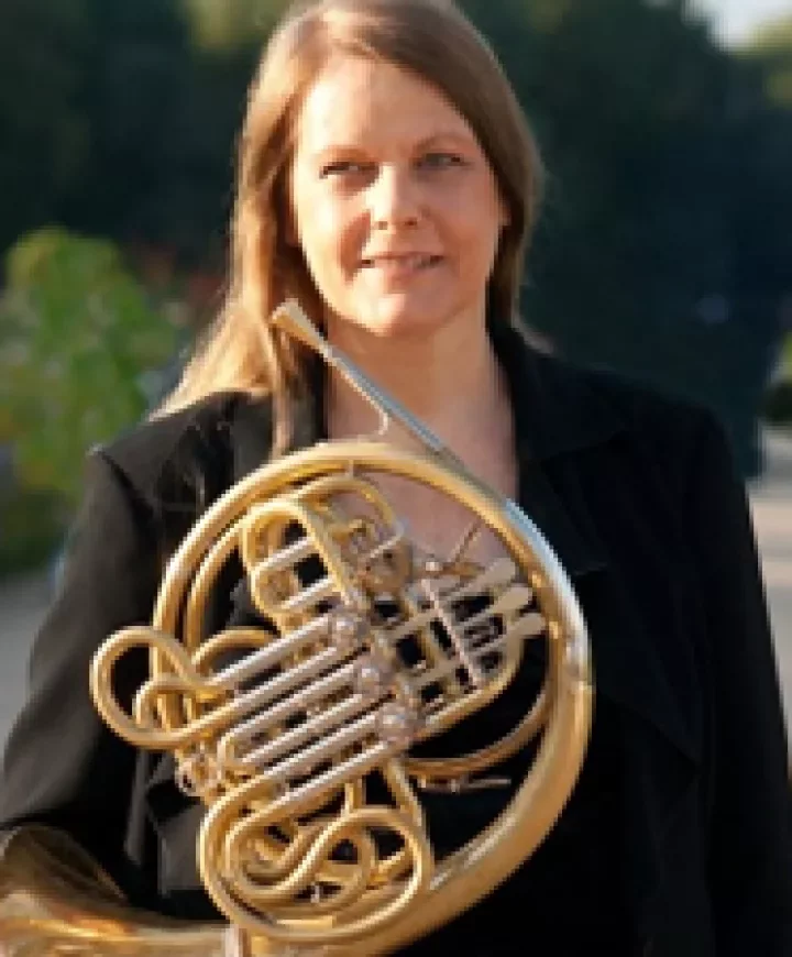 Photographie de la corniste Marie-Luise Neunecker