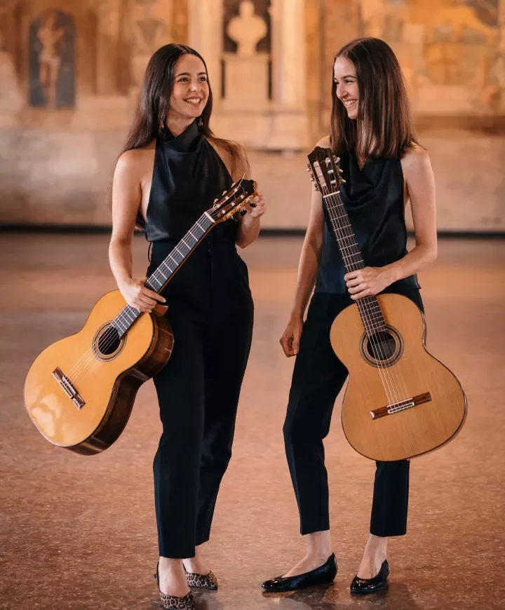 Photo Daniyah Guitar Duo
