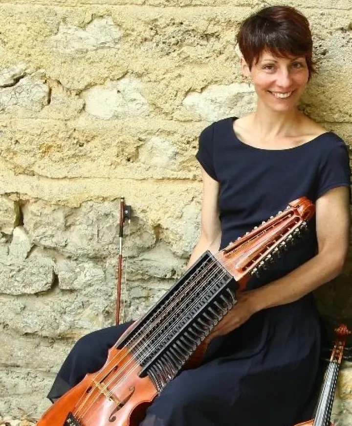 Portrait photo de la musicienne et pédagogue Julie Demaret